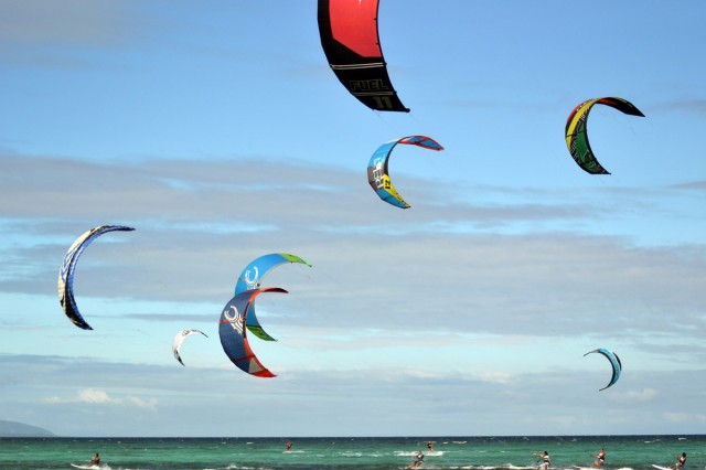 Bilder från kitesurfing