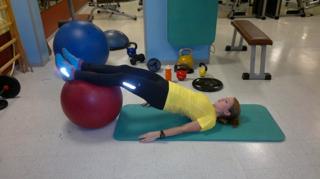 höftlyft på boll höftlyft på boll